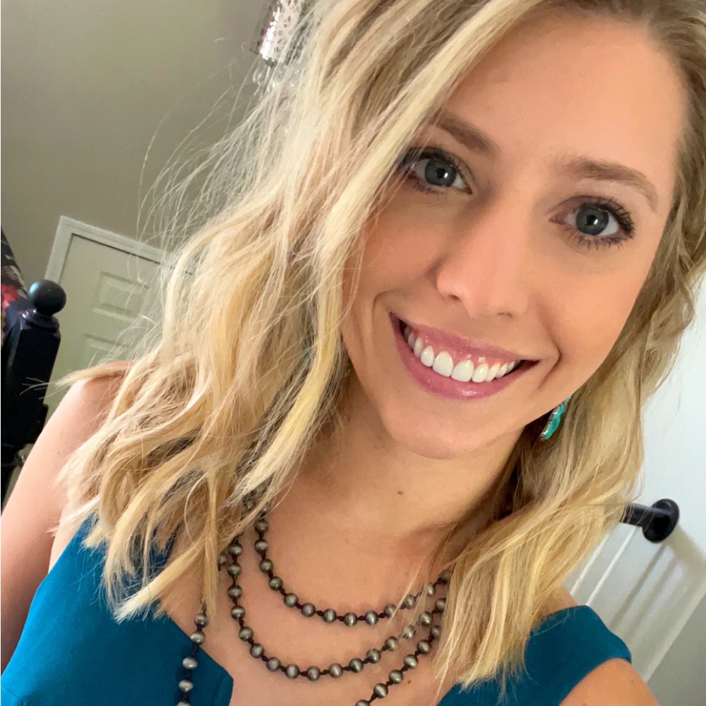 Meet your Posher, Erin
